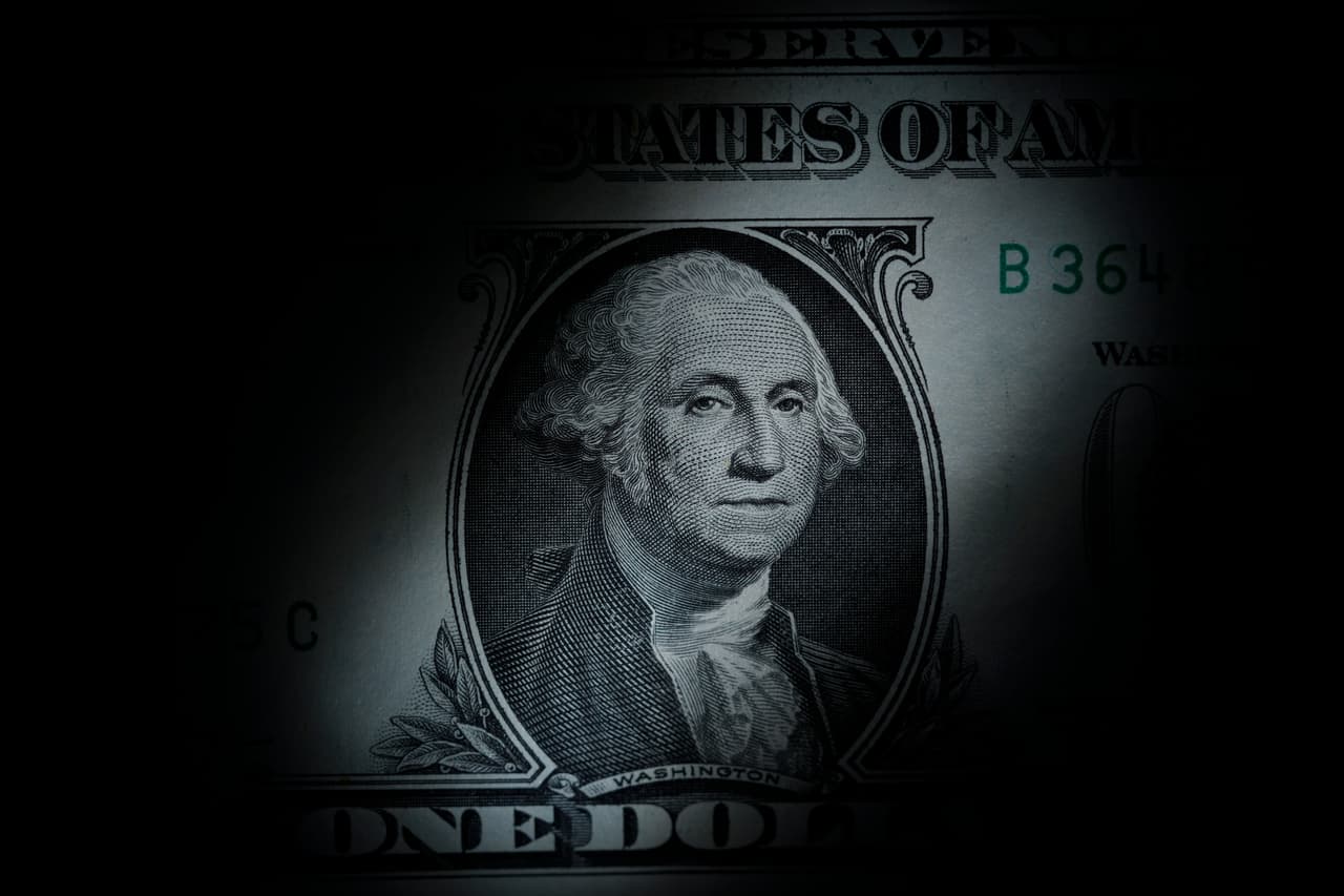 Salarios vs inflación: cuál ganará la carrera en 2024 en EEUU