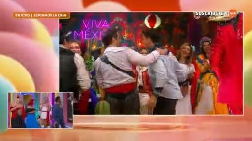 El BESOTE de Memo y Yahir durante la fiesta mexicana