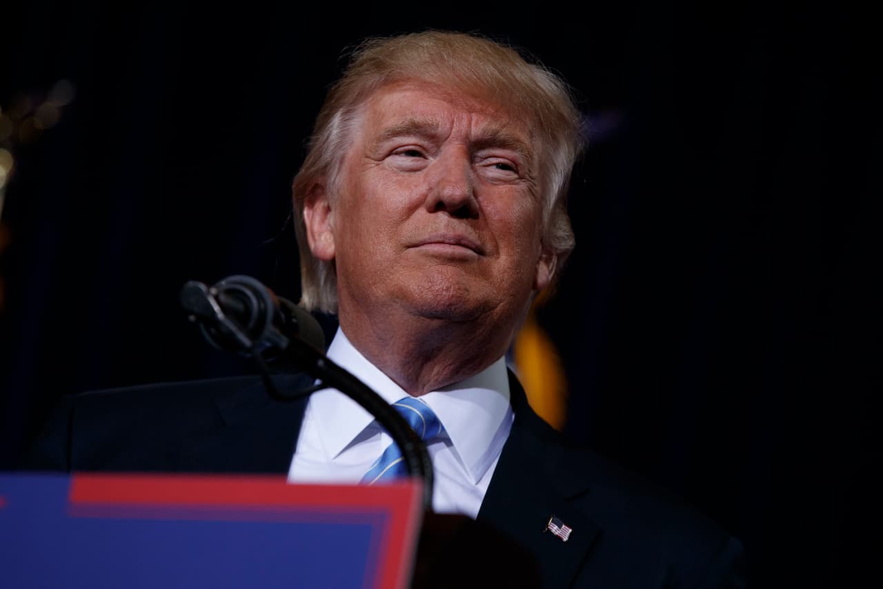 La decepción de los hispanos republicanos que intentaron cambiar a Trump