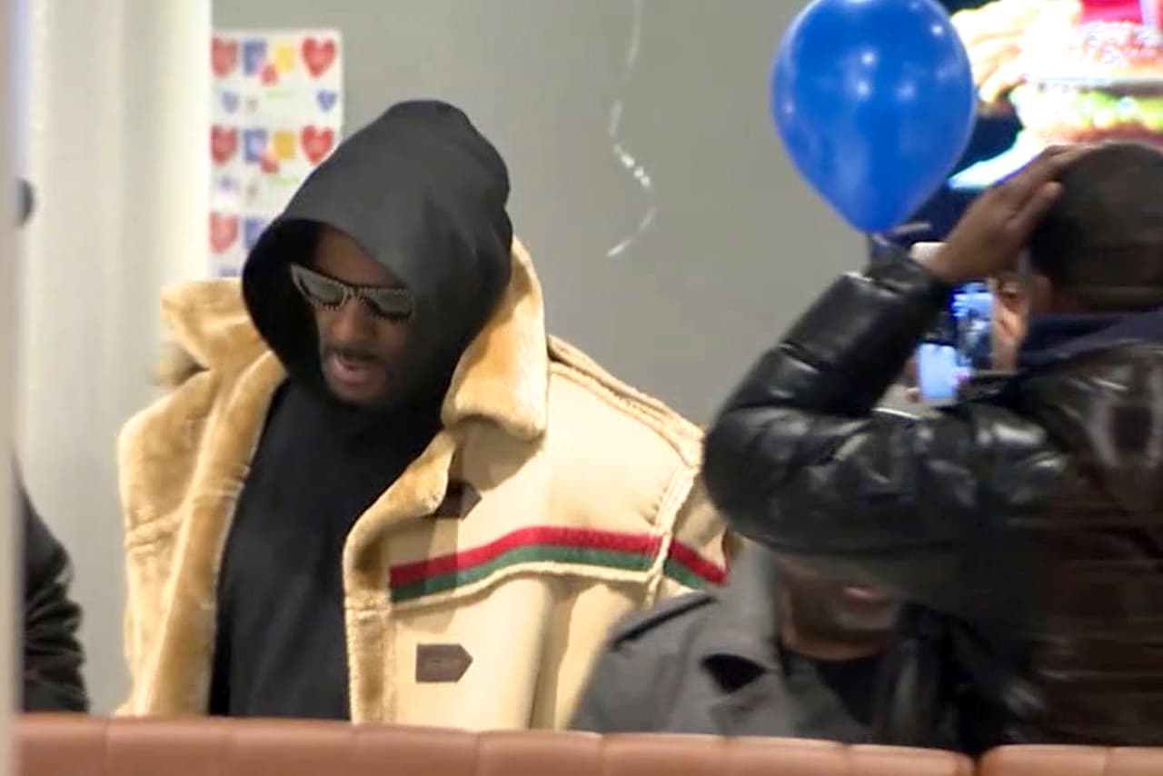 R. Kelly, acusado de abusos a menores, ahora va a prisión por no pagar la pensión de uno de sus hijos