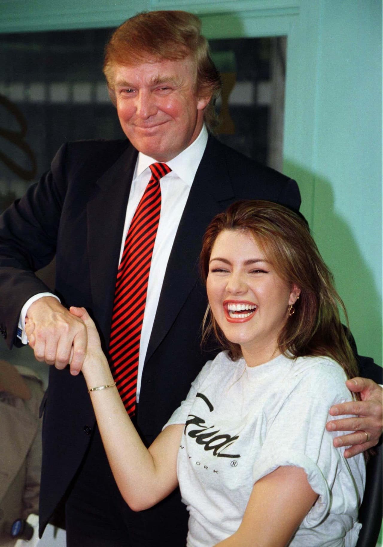 Alicia Machado pidió ayuda a la organización, para que le asignaran un médico y un nuevo régimen físico. La respuesta del Miss Universo la manejó el propio dueño del concurso, Donald Trump. El magante mandó a buscar a Machado y en una conferencia de prensa organizada en Nueva York en enero de 1997, y de la que Alicia Machado no fue informada, mostró a los medios las nuevas exigencias físicas que les serían impuestas. 
<a href="http://www.univision.com/shows/al-punto/alicia-machado-donald-trump-marco-mi-vida-me-lastimo-video">“Esta experiencia marcó mi vida (…) le dije a Trump que no lo quería hacer, que no quería someterme a esto, el me respondió que no le importaba, que me estaba pagando por esto, que sonriera”, dijo Alicia Machado en una entrevista para Al Punto, Univision. </a>