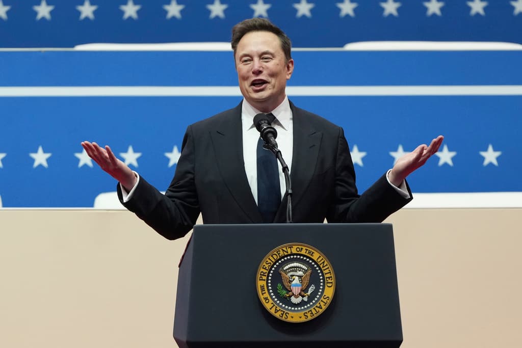 ¿Puede Elon Musk y su DOGE acceder a tu Seguro Social, tu reembolso de impuestos y a tu cuenta bancaria?