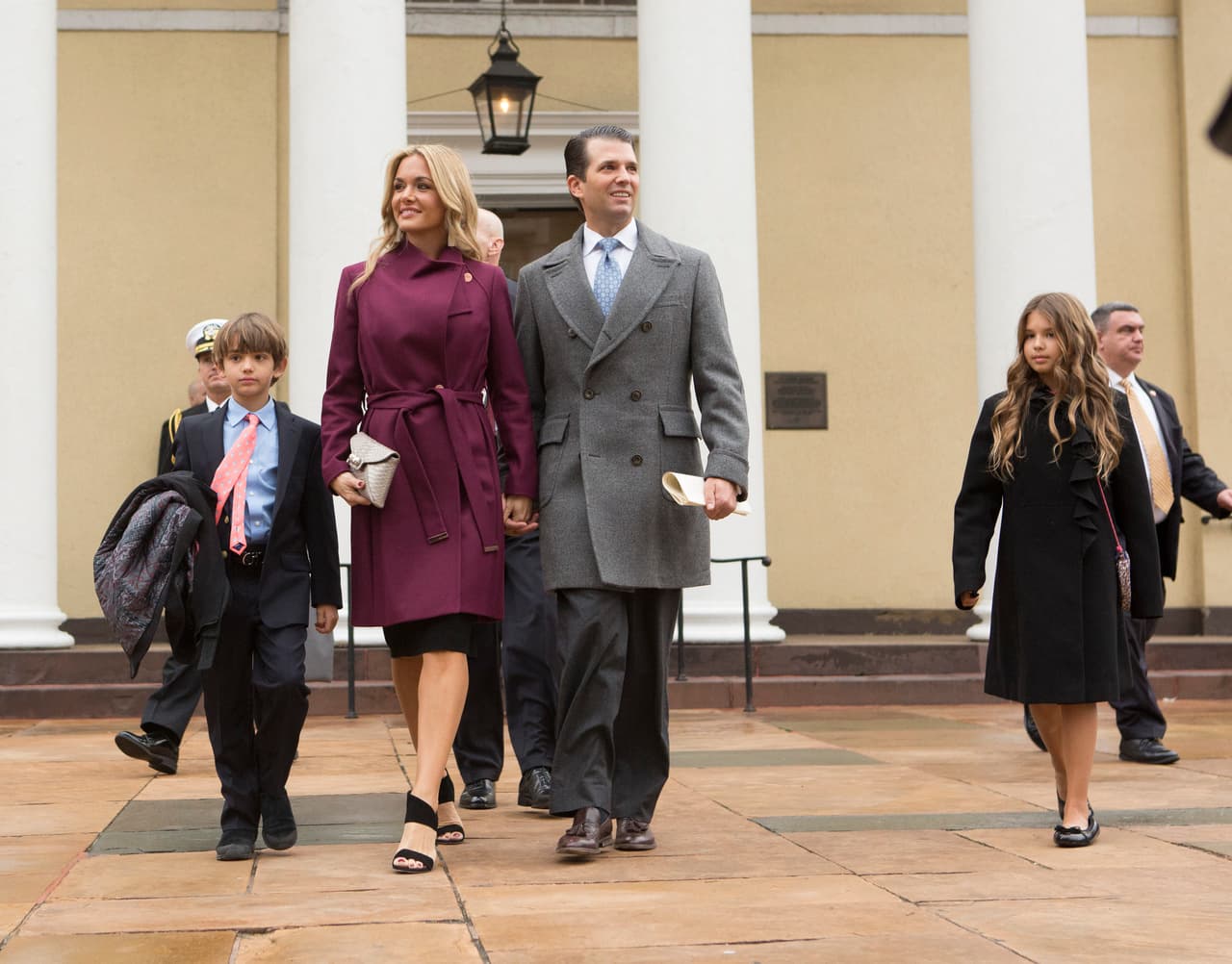 Siguiendo la extraña devoción de su familia por las modelos, su padre le presentó en un desfile de modas a la que hoy es su esposa. Se casó con Vanessa Trump en 2005.