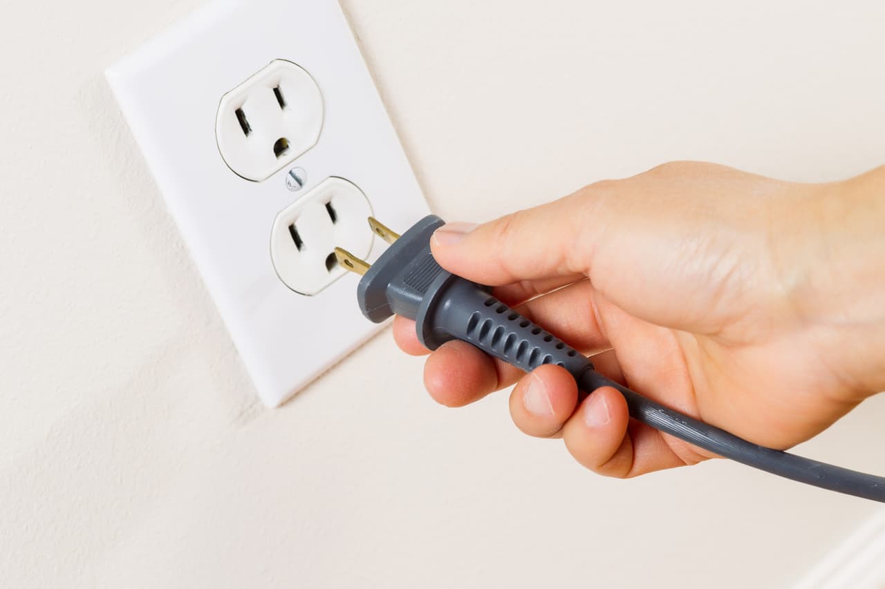 <h3 class="cms-H3-H3">9. Un falso interruptor / enchufe</h3>
<br>
<br>Una simple reforma en su casa puede convertirse en un sitio seguro para guardar dinero. Eso sí: asegúrese de que consiga uno que coincida con el resto de enchufes o interruptores de energía que tiene en su hogar. 
<br>