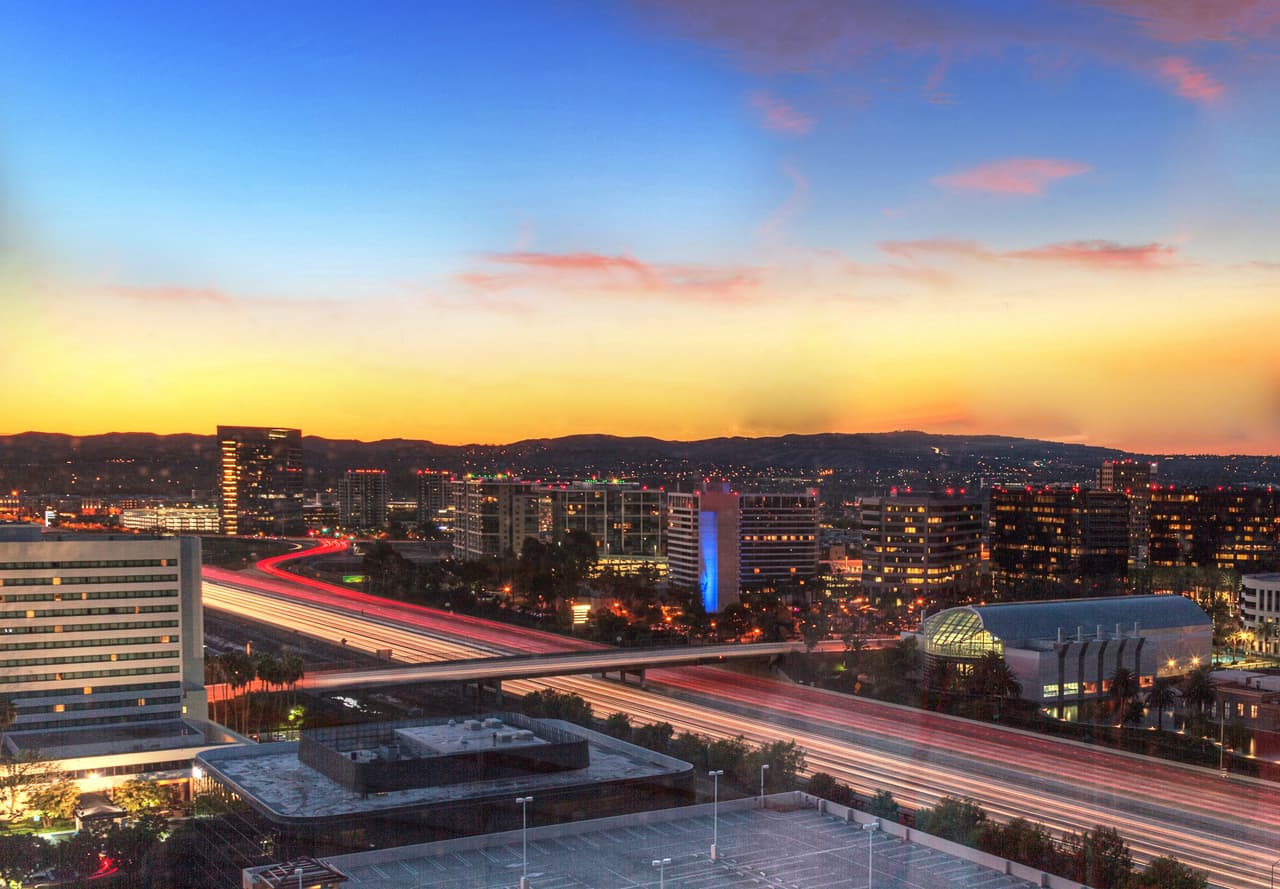 <b>2. Irvine:</b> ocupa el puesto número 10 entre las mejores ciudades del país.
