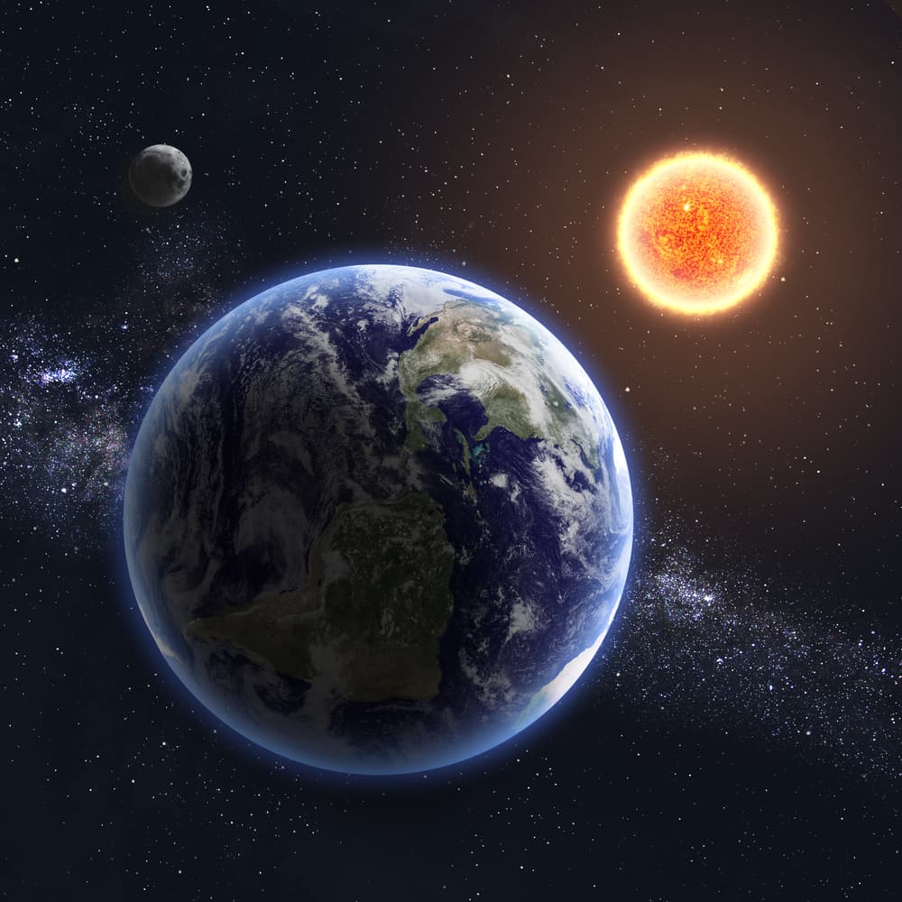 <b>La Tierra: Nuestro planeta madre.</b>
<br>Entre Venus y Marte estamos nosotros, la Tierra, conocida también como Gaia y como miramos el espacio desde esta superficie tenemos la visión de un conjunto de estrellas que gira alrededor de nosotros.