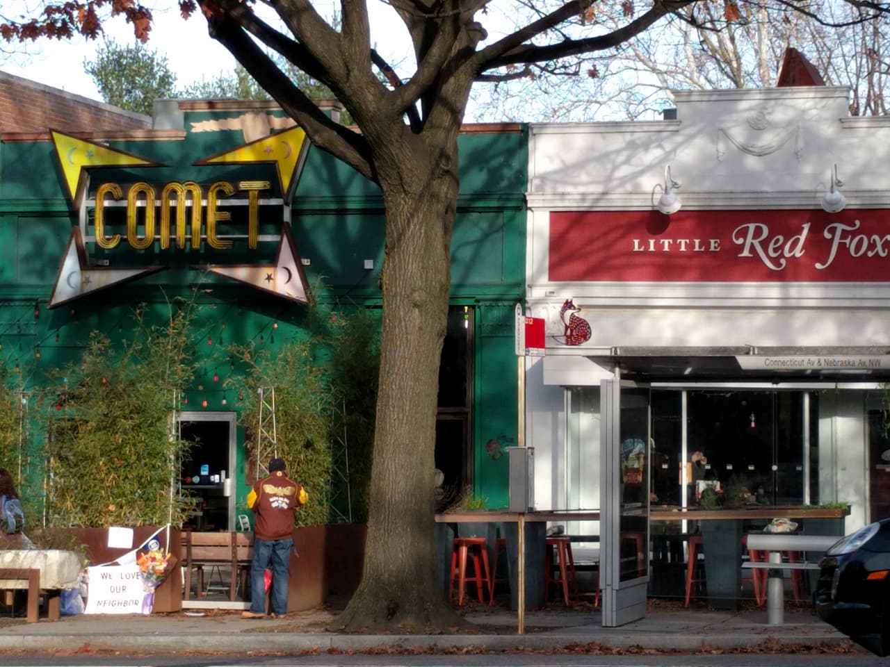 Los restaurantes Comet y Little Red Fox son algunos de varios establecimientos amenazados