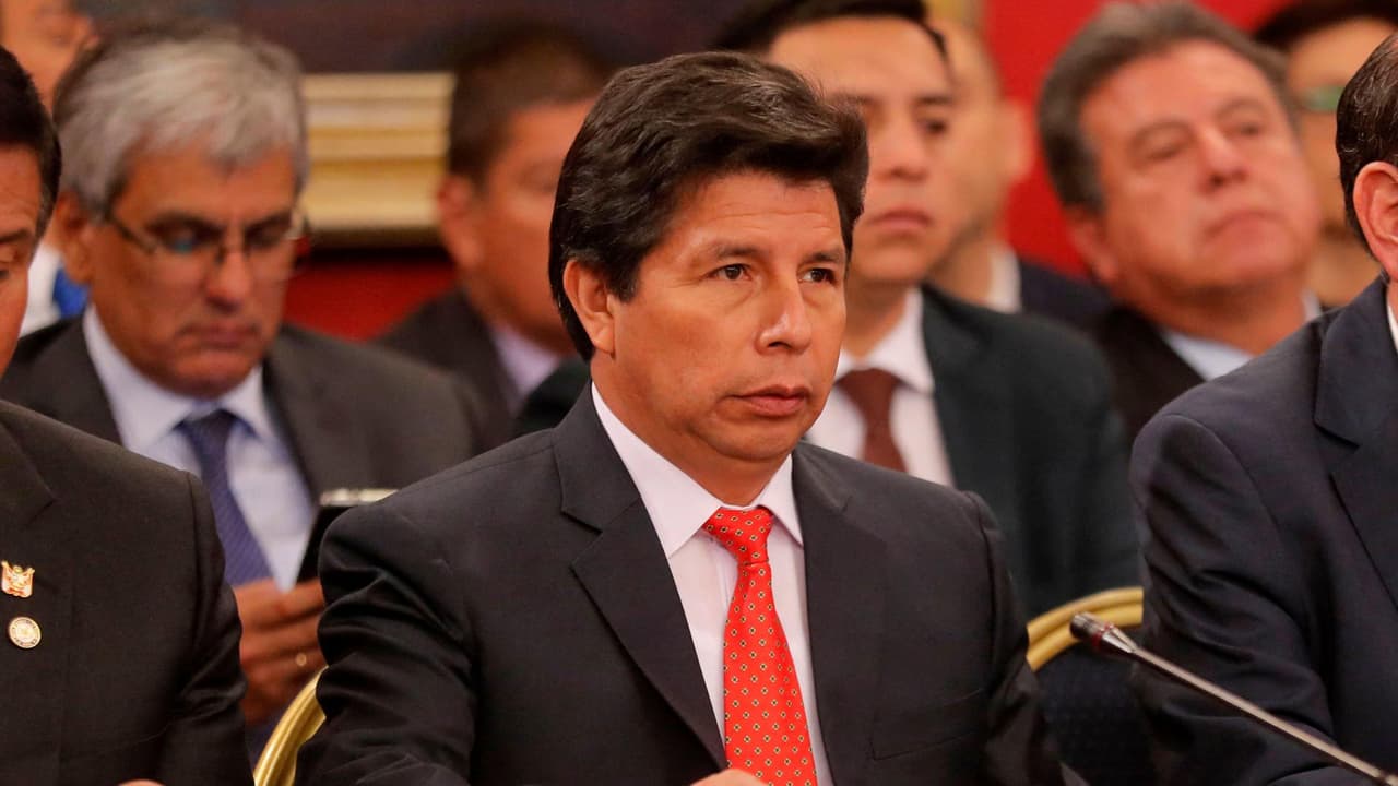 VIDEO: Andreas Feldmann, profesor de ciencias políticas, asegura que Perú ha estado sumido en una crisis durante los últimos 10 años que ha provocado la destitución de dos presidentes y el total deterioro institucional.