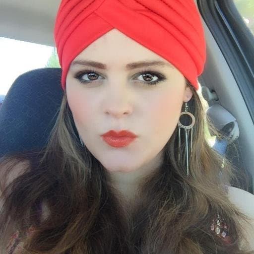 Las redes sociales han logrado acercar a 
<b><a href="https://www.univision.com/famosos/allisson-lozz-celebra-su-cumpleanos-28-y-reaparece-en-redes-sociales-para-compartir-sus-nuevos-proyectos-fotos">Allisson Lozz</a></b> con sus seguidores, ya que la actriz lleva 11 años retirada del mundo del entretenimiento.
<br>