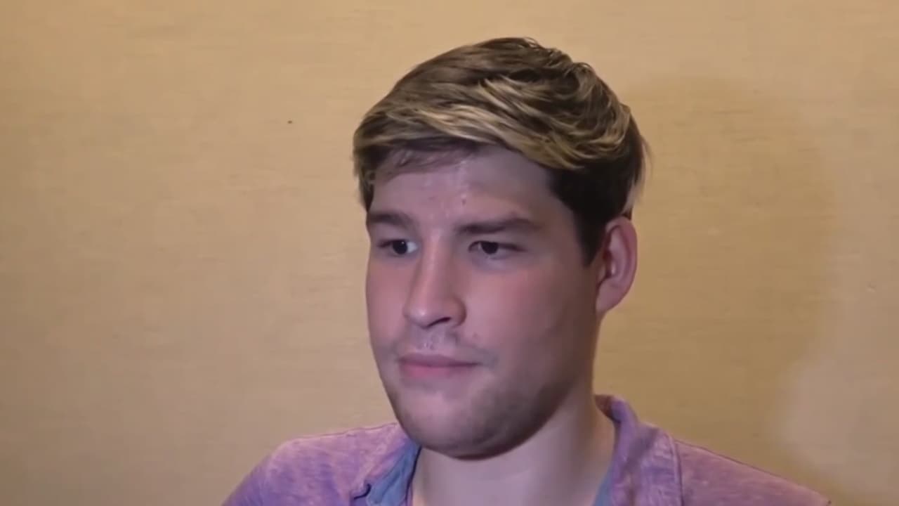El actor les envió un mensaje a Sebastián, Diego y Alejandro a través del reality show 'Soy famoso sácame de aquí', para limar rencillas y retomar el lazo padre e hijos.
<br>