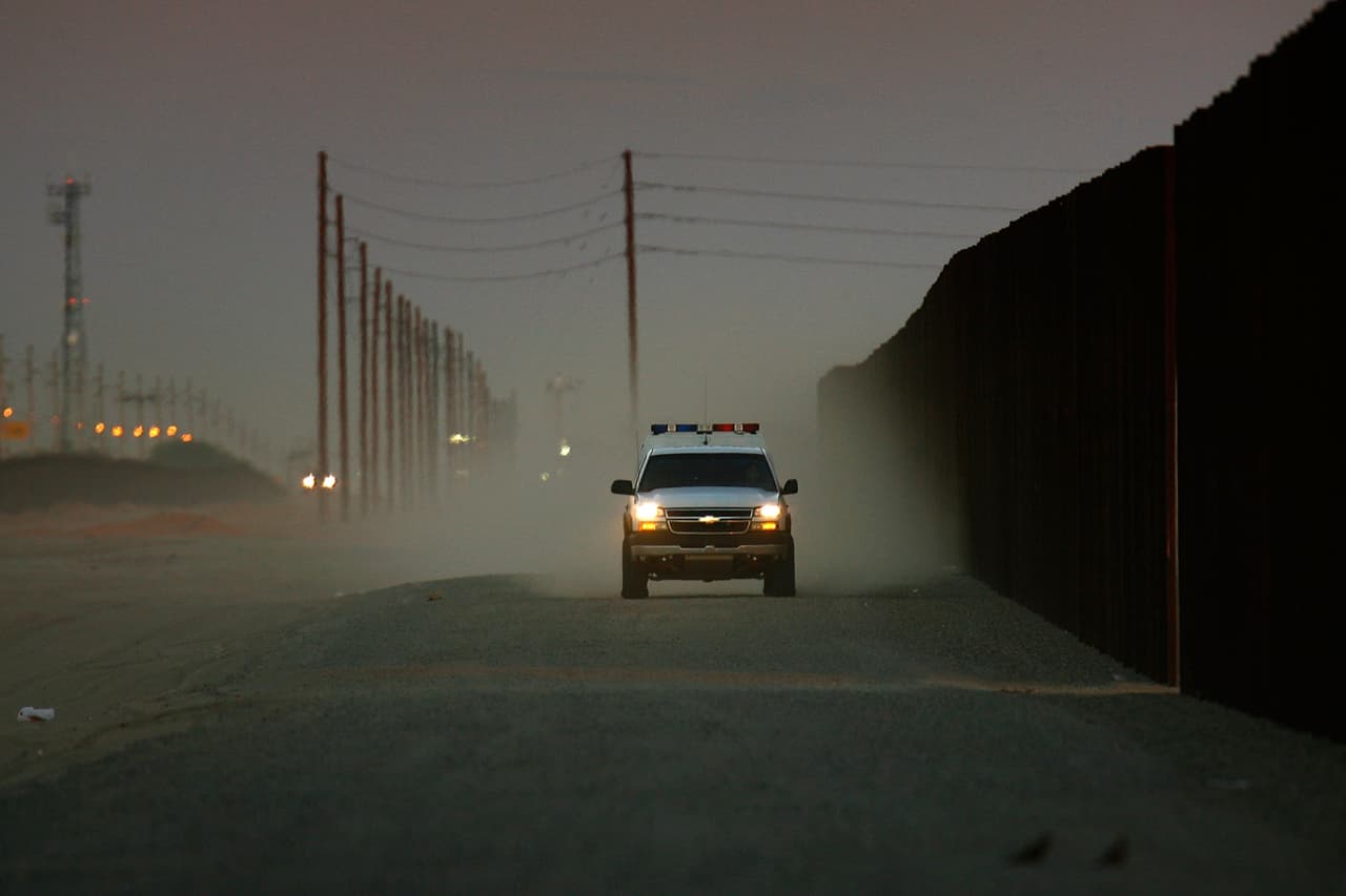 Una vez se tenga información de la persona desaparecida, el siguiente paso será 
<b>comunicarse al 911 a pedir por ayuda </b>hasta que le aseguren que hay una respuesta en camino.
