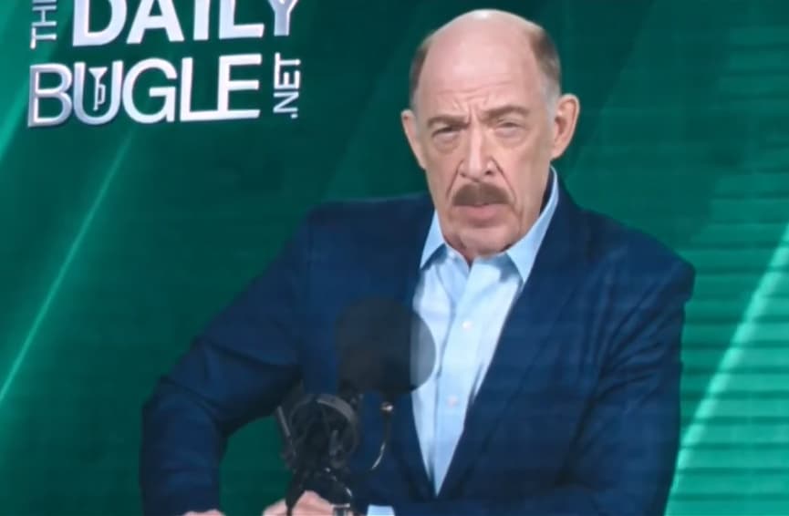 En el 2021 prestó su voz a Omni-Man en la serie animada 'Invincible' y fue William Frawley en 'Being the Ricardos'. Fue parte de las estrellas invitadas a la cinta 'Spider-Man: No Way Home', en donde retomó su papel de James Jonah Jameson.