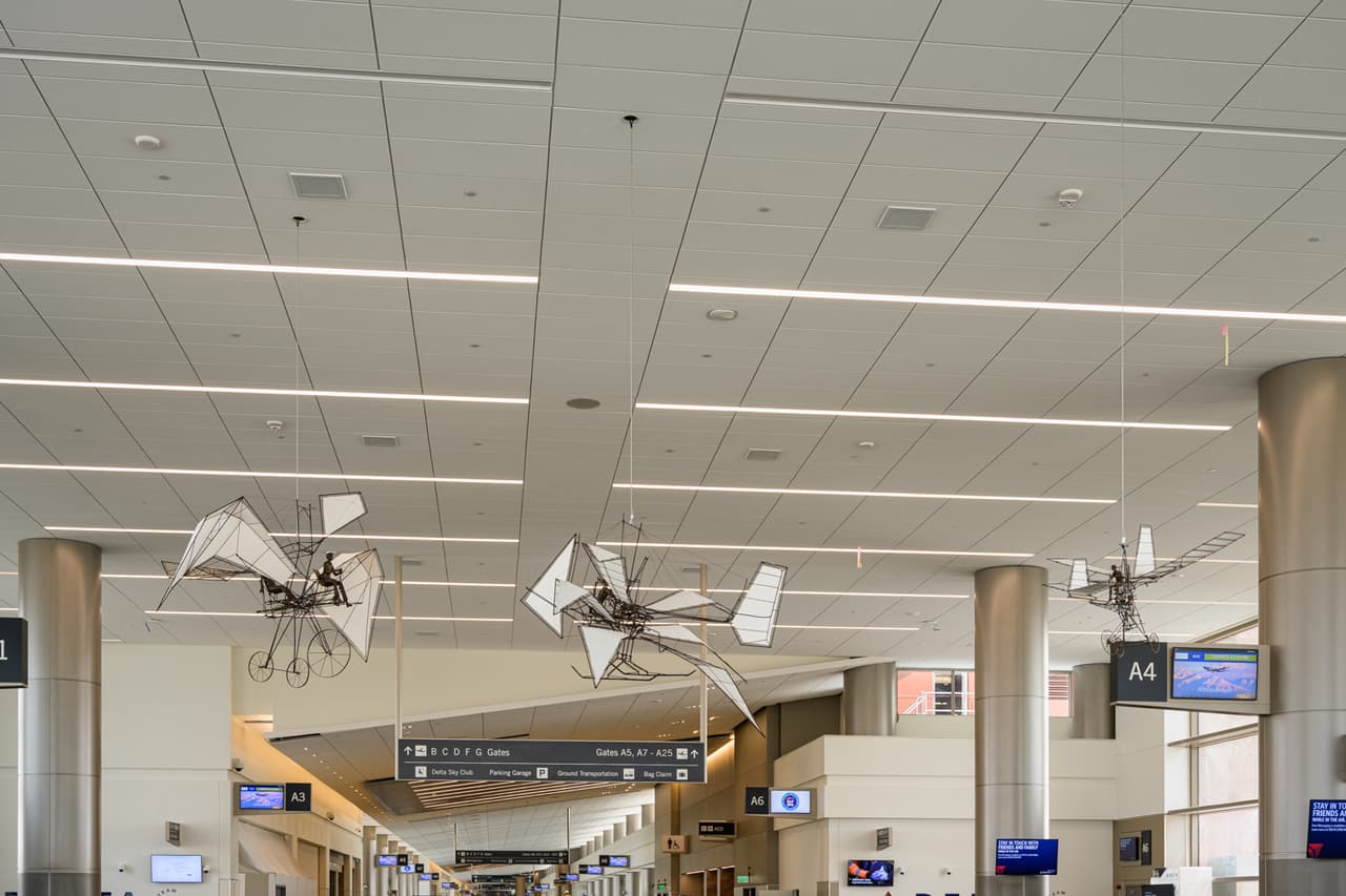 Las obras de arte abundan en el nuevo Aeropuerto Internacional de Salt Lake City.