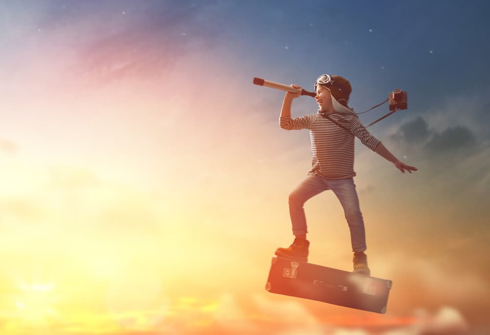 <h3 class="cms-H3-H3">Aspectos positivos de Piscis </h3>
<br>Imaginativo y sensible, compasivo y bondadoso, intuitivo y con una gran capacidad para el sacrificio personal. También es idealista, desprendido y espiritual. 
<br>