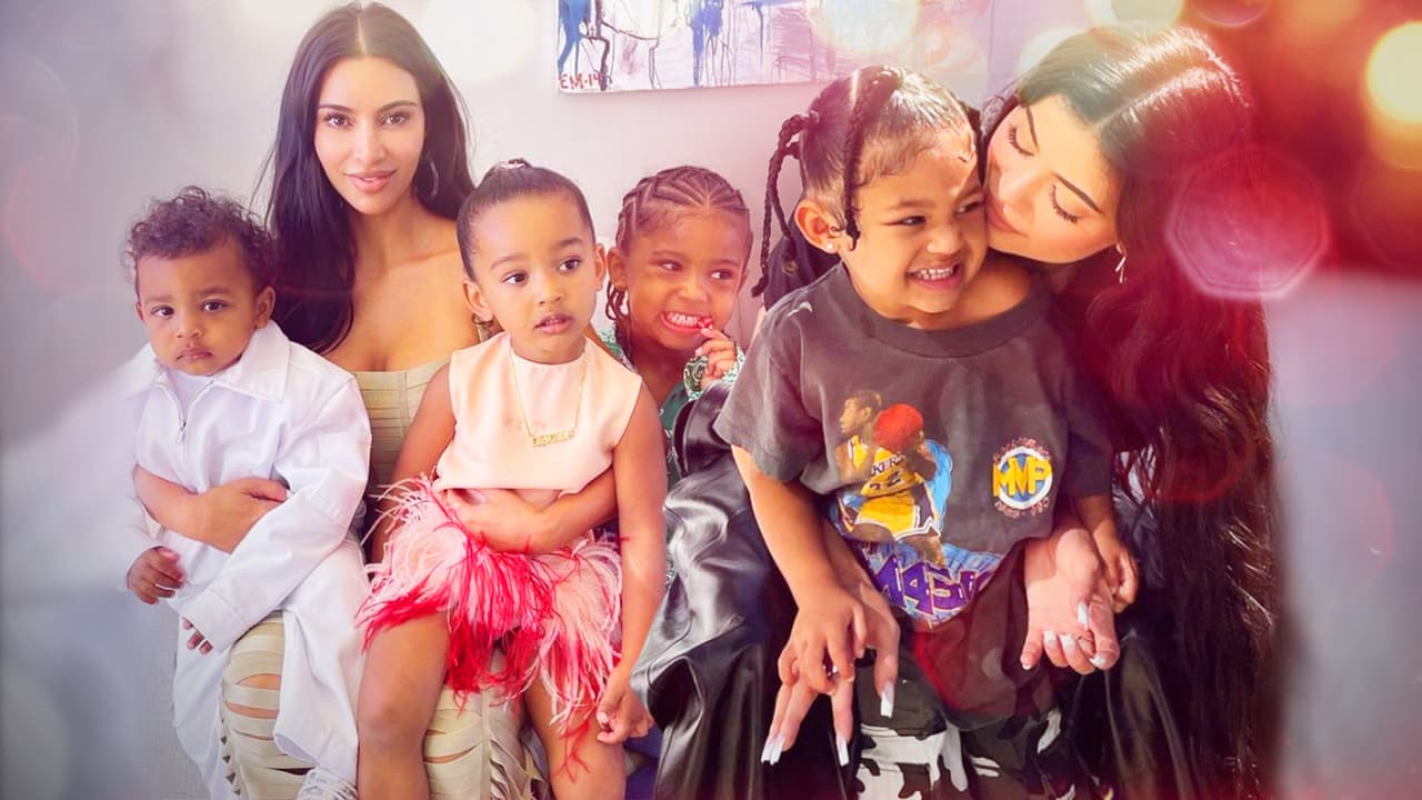 Después de ese anuncio, una fuente de People aseguró que si bien al principio a la pareja 
<b><a href="https://www.univision.com/famosos/kylie-jenner-revelo-nuevo-nombre-bebe-instagram" target="_blank">"le gustaba Wolf"</a></b>, finalmente "querían elegir el nombre perfecto que ambos amaban".
<br>