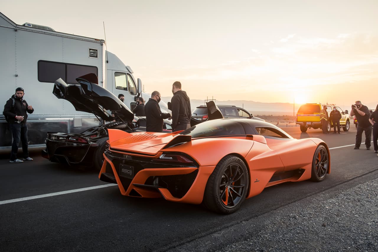 SSC North America planea fabricar 100 unidades del Tuatara, incluyendo entre ellas algunas exclusivas para las pistas.