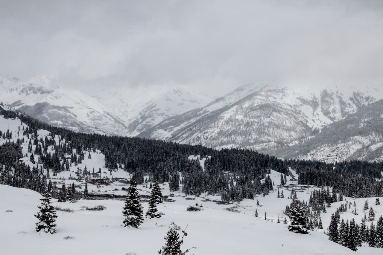 Durango, Colorado. Aunque los lugareños lo llamen ‘Purgatory’ (Purgatorio), su nombre oficial es Durango Mountain Resort, y se encuentra a menos de media hora del centro de la ciudad. Reconocido ‘family-friendly resort’, cuenta con 85 pistas adecuadas para toda la familia y 10 remontes.
