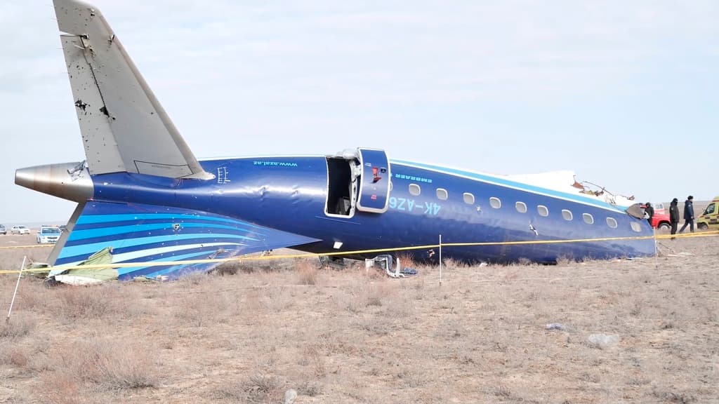 Putin se disculpa con Azerbaiyán por el "trágico incidente" aéreo, pero no admite responsabilidad 