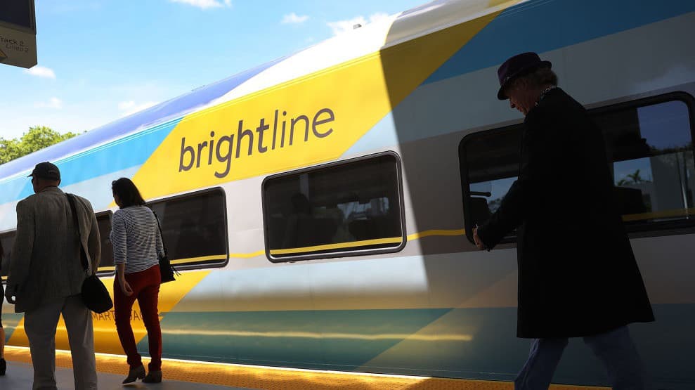 Brightline inicia ruta ferroviaria de Orlando a Miami: estas son las claves del servicio