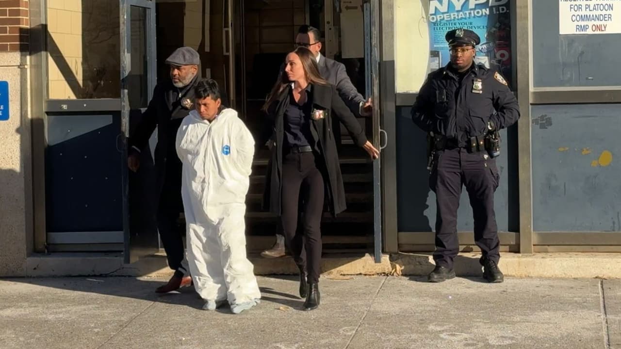 Identifican a sospechoso de prender fuego a mujer en el subway de Nueva York