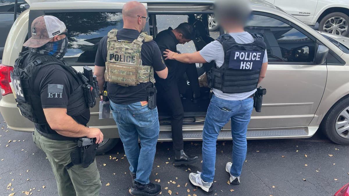 Hablamos con agentes que están deteniendo inmigrantes: expertos advierten que se cometen atropellos