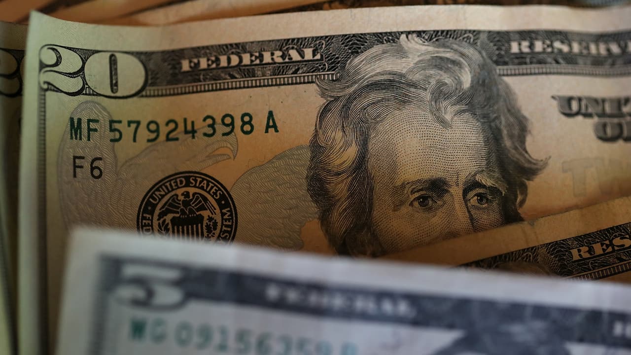 Autoridades del 
<b><a href="https://www.harriscountyrelief.org/" target="_blank">condado Harris</a></b> aprobaron 30 millones de dólares para asistir hasta con $1,500 a familias que se han visto afectadas por la pandemia del 
<b><a href="https://www.univision.com/temas/coronavirus">coronavirus.</a></b> Karina Hernández, de Caridades Católicas, explicó como se puede obtener el beneficio.