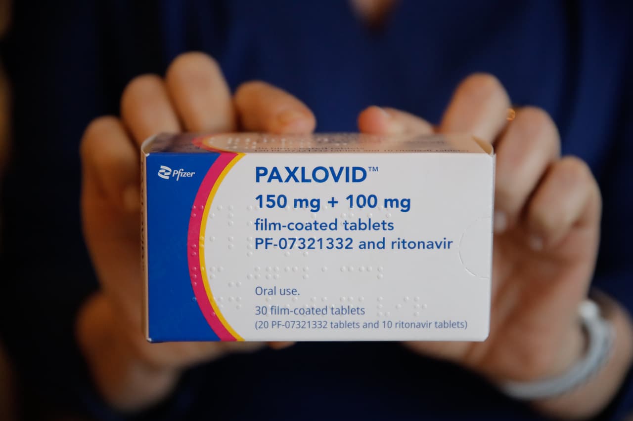 La FDA autoriza la venta en farmacias de la píldora Paxlovid contra el covid-19