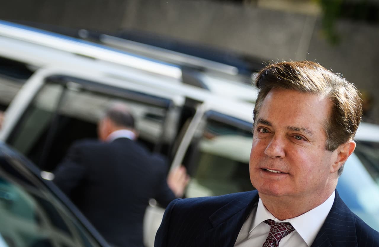 El exjefe de campaña de Trump colaborará con la investigación del 'Rusiagate' a cambio de reducción de sentencia y deja al presidente en posición incómoda