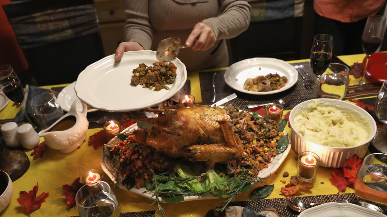 Tips para disfrutar la cena de Acción de Gracias sin sabotear tu sana alimentación