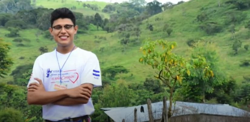Lesther Aleman says his purpose in life is helping others. "I love to see everyone's ok. It makes me feel reborn. And when someone needs help I like to be ingenious, and find a way to get there and help," he told univision. (Photo courtesy of Lesther Aleman)