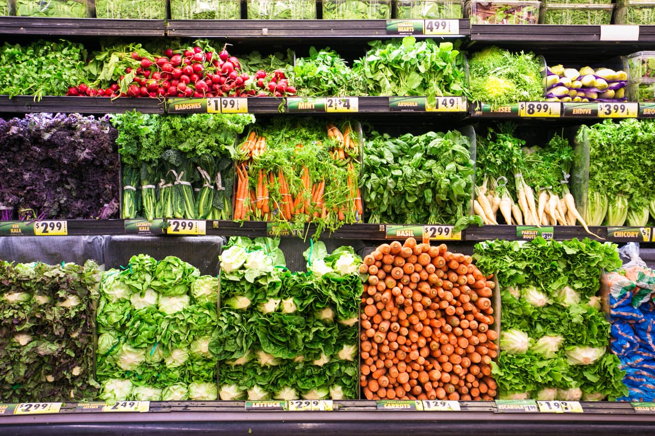 Cada Estado tiene diferentes solicitudes y procesos para obtener los beneficios de SNAP. 
<br>
<br>Para San Antonio, es necesario tener la tarjeta Lone Star. 
<br>
<br>Si tiene dudas sobre cómo obtener la tarjeta Lone Star, llame al 800-777-7328.
<br>
<br> Información en Texas: 877-541-7905 
<a href="https://www.yourtexasbenefits.com/Learn/Home">https://www.yourtexasbenefits.com/Learn/Home</a> 
<br>