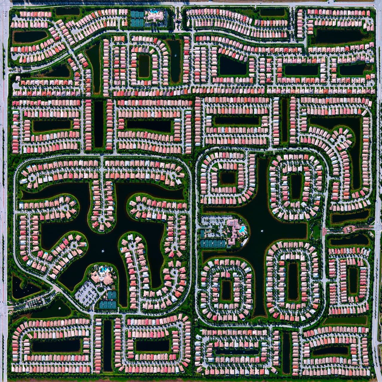 Una de las muchas ciudades de Florida desarrollada por un plan urbanístico ordenado sobre el agua. Esta es la ciudad de Delray Beach.