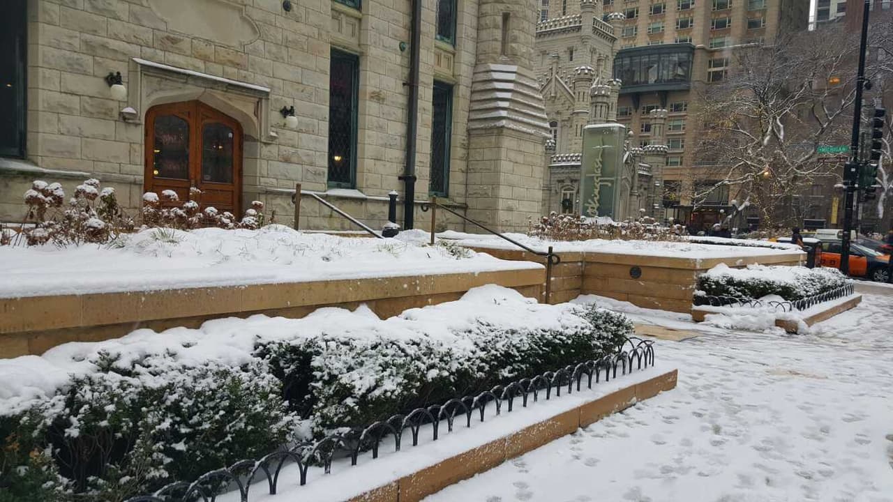 Escuelas del condado de Davis retrasan dos horas las clases por tormenta de nieve    