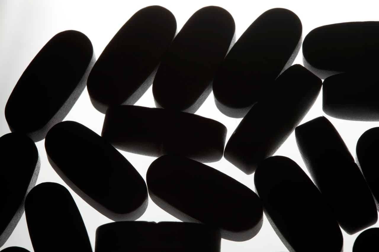 ¿Vale la pena tomar quercetina y vitamina C para protegerse del covid-19?