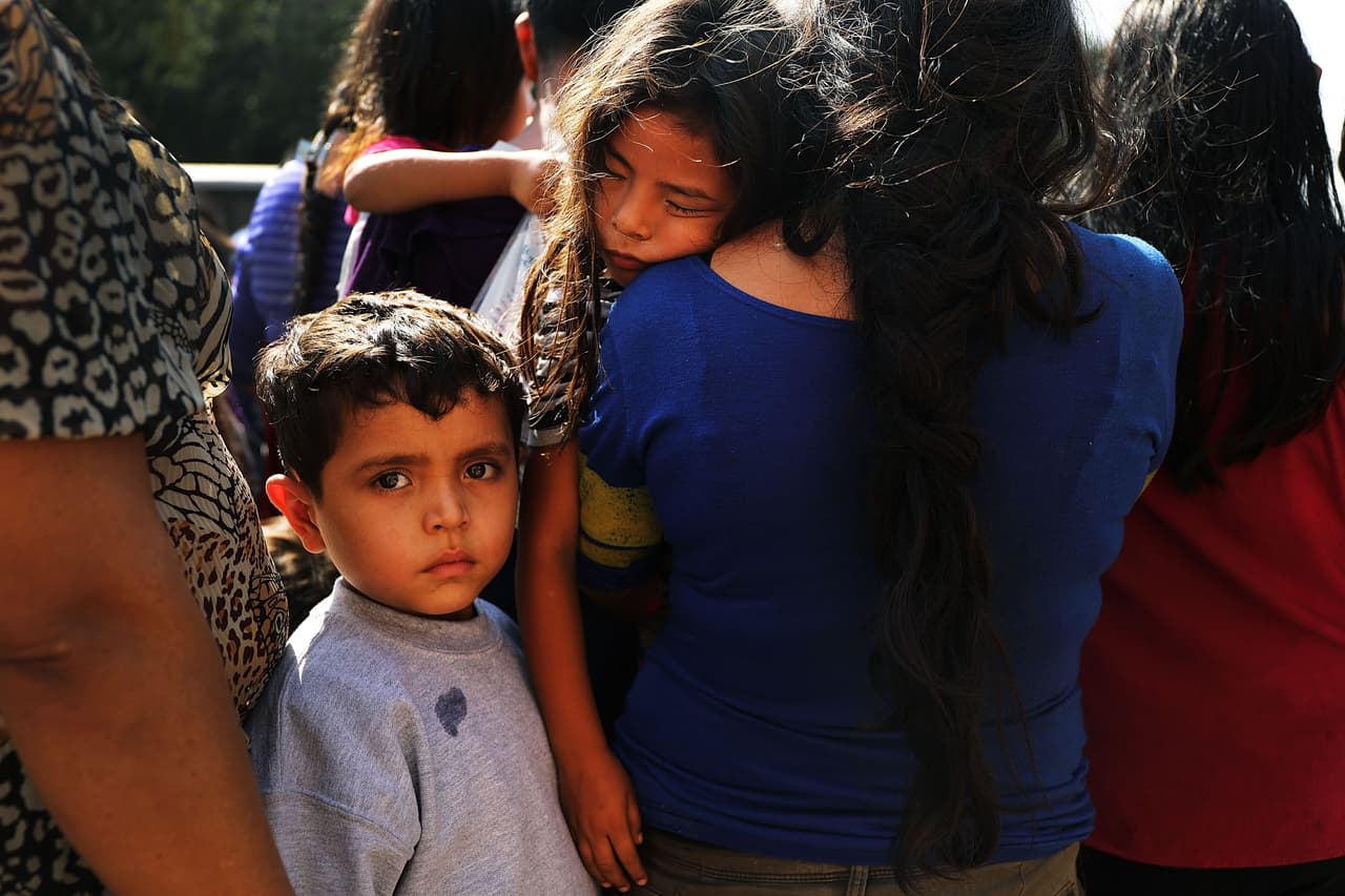 ¿Son los padres responsables criminalmente de enviar solos a sus hijos a la frontera sur de EEUU?