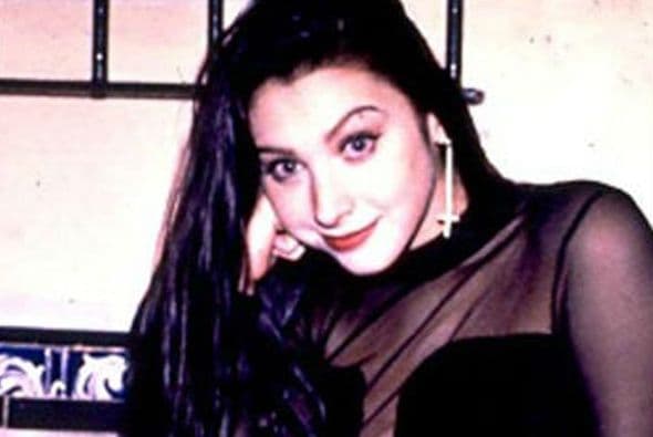 Paulina Lazareno era hija de la primera actriz Norma Lazareno y comenzaba su carrera artística con actuaciones en 'Caminos Cruzados' (1994), 'Marisol'
<i> </i>(1996) e 'Infamia' (1981). Falleció trágicamente en un accidente automovilístico el 28 de junio de 1997, a los 19 años de edad.