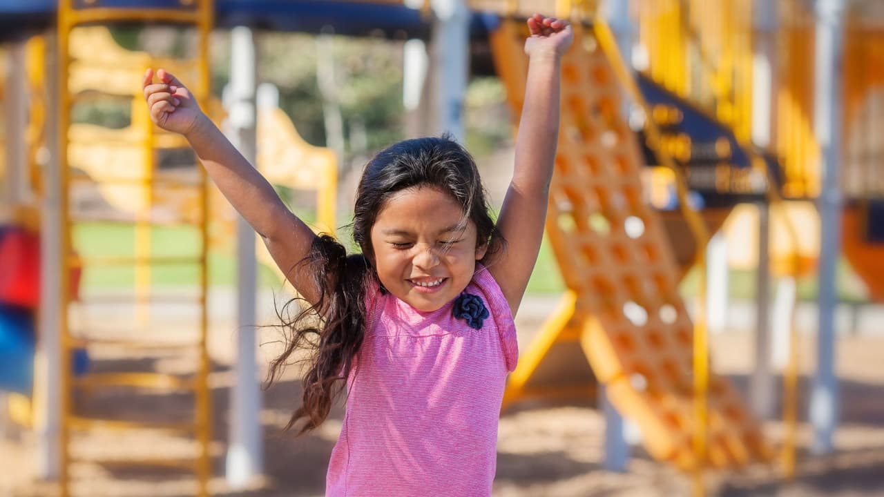 <b>Nombres de niña más populares en Texas: </b>
<br>Olivia 
<br>Emma 
<br>Camila 
<br>Isabella 
<br>Mia 
<br>Sí, muchos de estos nombres ya te suenan. Pero lo interesante es 
<b>por qué se están repitiendo tanto.</b>