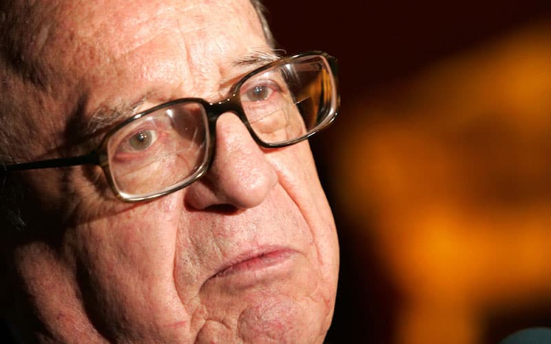 Si se trata de comediantes es imposible no mencionar a 
<b>Roberto Gómez Bolaños</b>, mejor conocido como 
<b>'Chespirito'</b>, quien en vida creó un gran catálogo de personajes con el que ha hecho reír a varias generaciones a nivel mundial.