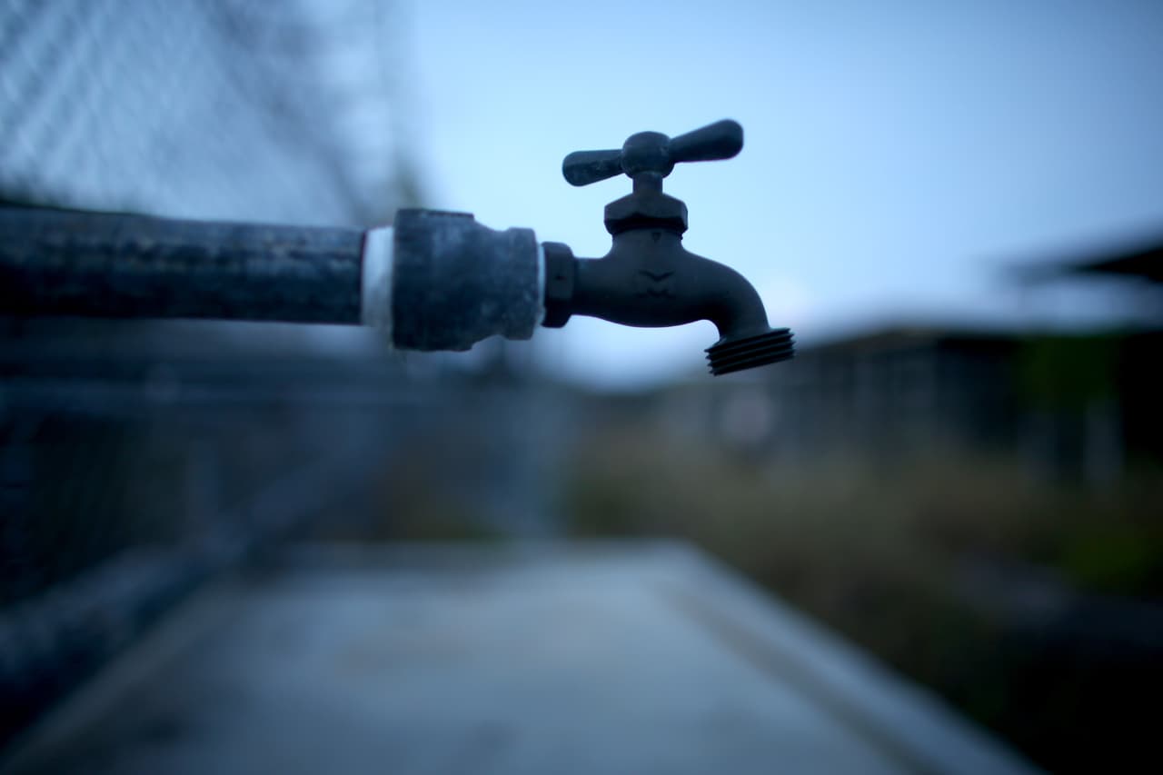 Bakersfield podría entrar a la Etapa 2 de restricciones de uso de agua por la sequía