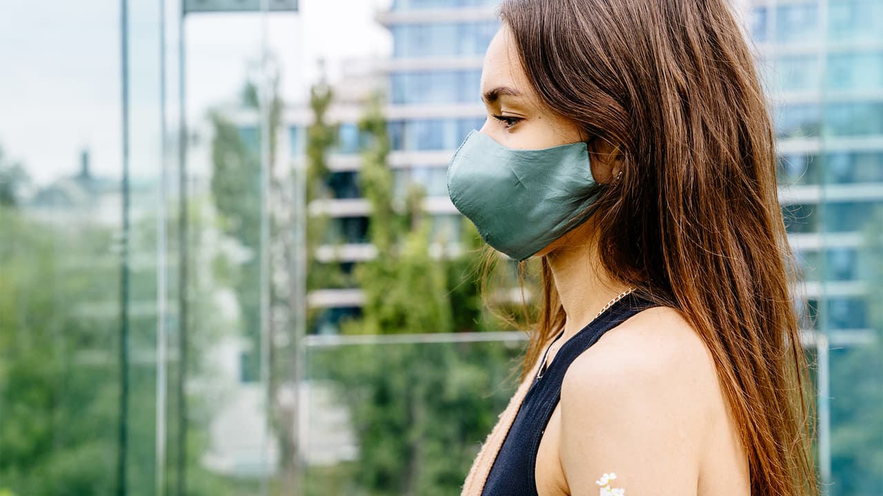 El ‘long covid’: los síntomas de coronavirus a largo plazo que pueden hacerte perder tu trabajo, según una doctora