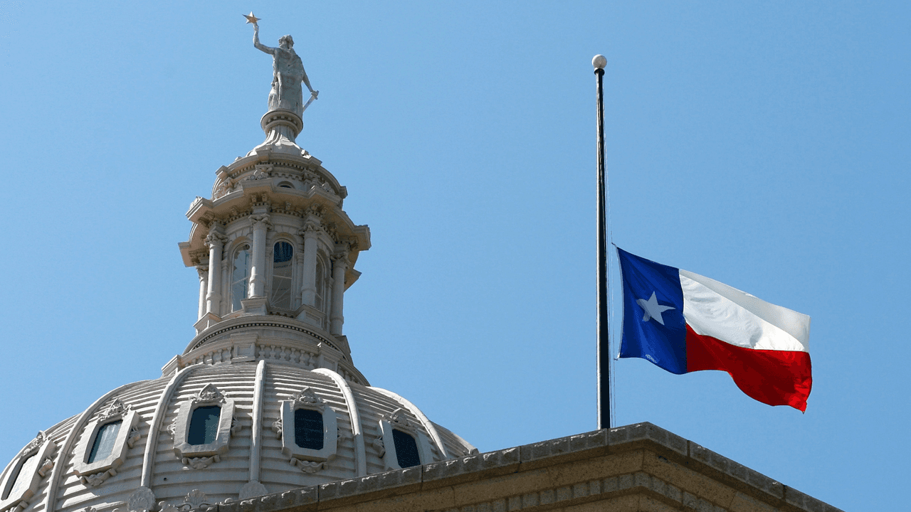 Avanza propuesta en Texas para aumentar castigo por tráfico humano; críticos la consideran antiinmigrante