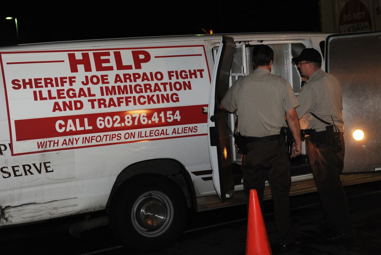 In 2005 Arpaio began an aggressive campaign against undocumented immigration.