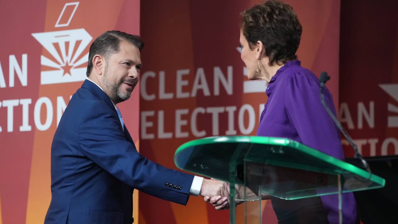 Inmigración y frontera dominaron la discusión en el debate entre Rubén Gallego y Kari Lake