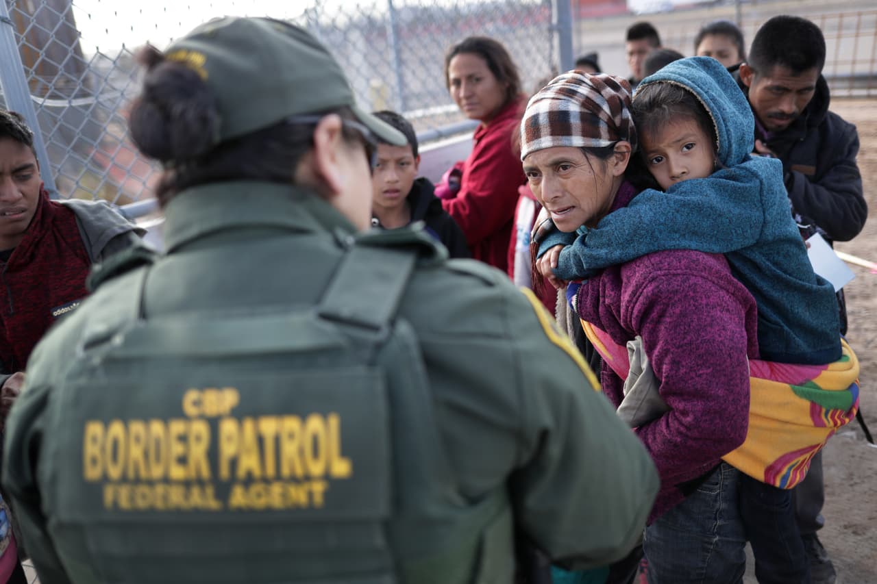 ¿Qué pasa si vine en busca de asilo y ahora quiero regresar a mi país? Respondemos tus preguntas de inmigración
