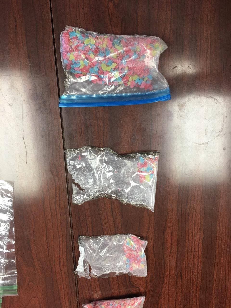 La Oficina del Alguacil del condado de Butts dijo en un comunicado que los administradores de la escuela se enteraron de que varios estudiantes habían enfermado luego de consumir una sustancia desconocida.