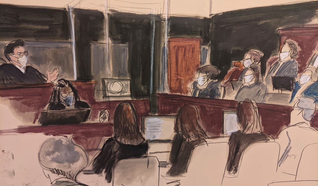 La fiscalía trató de dejar en claro al jurado que no había confusión acerca de si Maxwell, quien fue pareja y asistente de Epstein, era su títere o cómplice. Describió a la socialité, de 59 años, como un elemento central del plan de abuso sexual de Epstein, que según los fiscales duró más de una década.