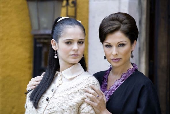 "Me encantaba cantar, pero realmente 
<b><a href="https://www.univision.com/famosos/que-fue-del-elenco-infantil-de-la-telenovela-mision-sos-a-16-anos-de-su-estreno-fotos">ser actriz nunca fue mi sueño</a></b>. Es algo que se dio, pero 
<b>lo que amo es cantar </b>y lo sigo haciendo", aseveró.
<br>
