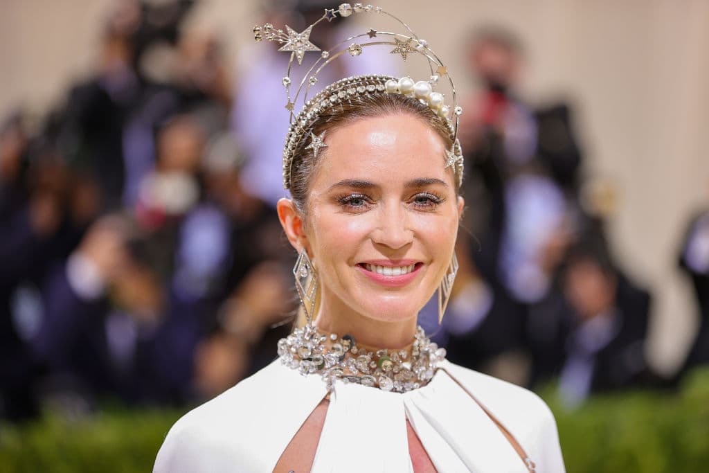En una entrevista en el programa 'Conan', Emily Blunt contó que una vez estuvo a punto de ocasionar un accidente de auto que involucraba a Tom Cruise, mientras grababan una escena para la película 'Edge of Tomorrow'.