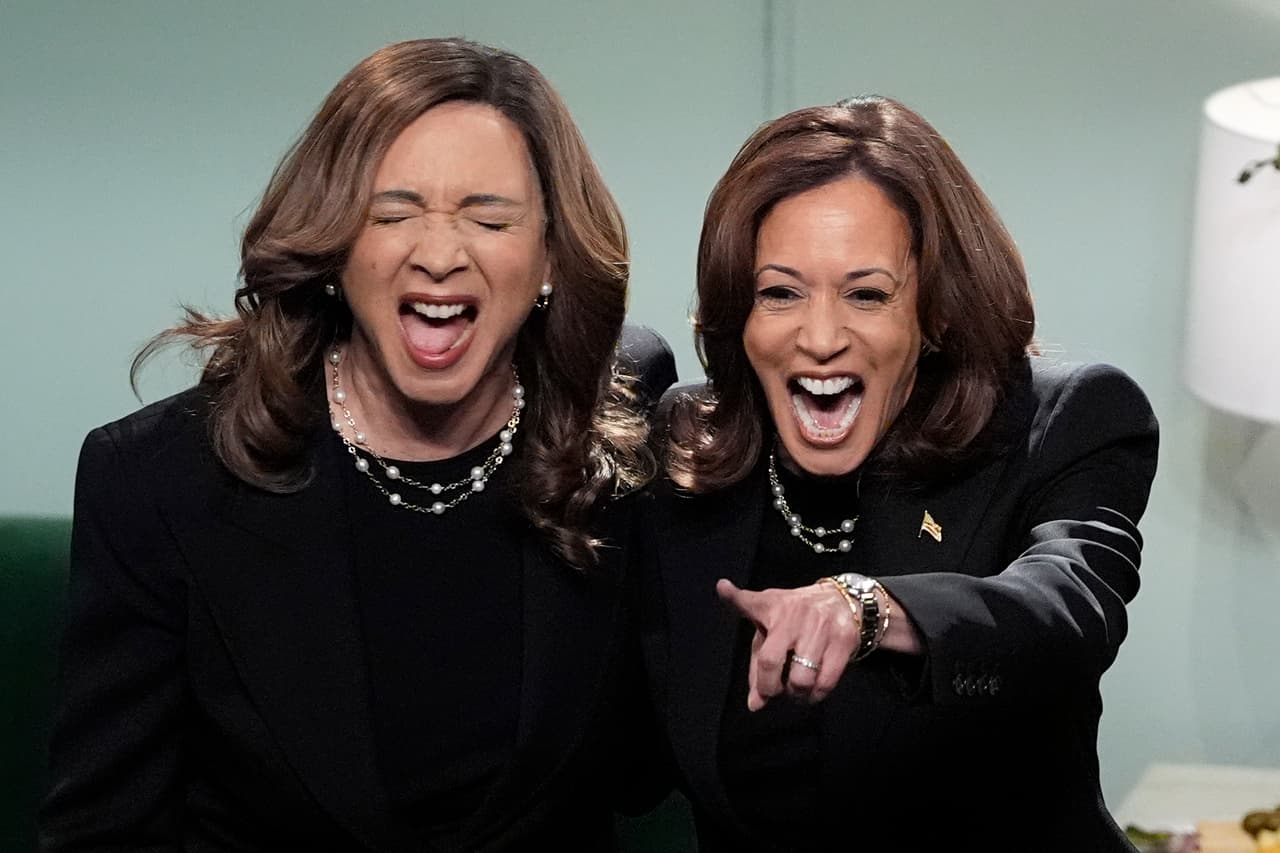 En las filas demócratas siempre hablaron de unas elecciones reñidas aunque insistían en que consideraban que la mejor situada era la vicepresidenta, quien en vísperas de las elecciones tuvo una aparición estelar en el popular programa 'Saturday Night Live' de NBC.
