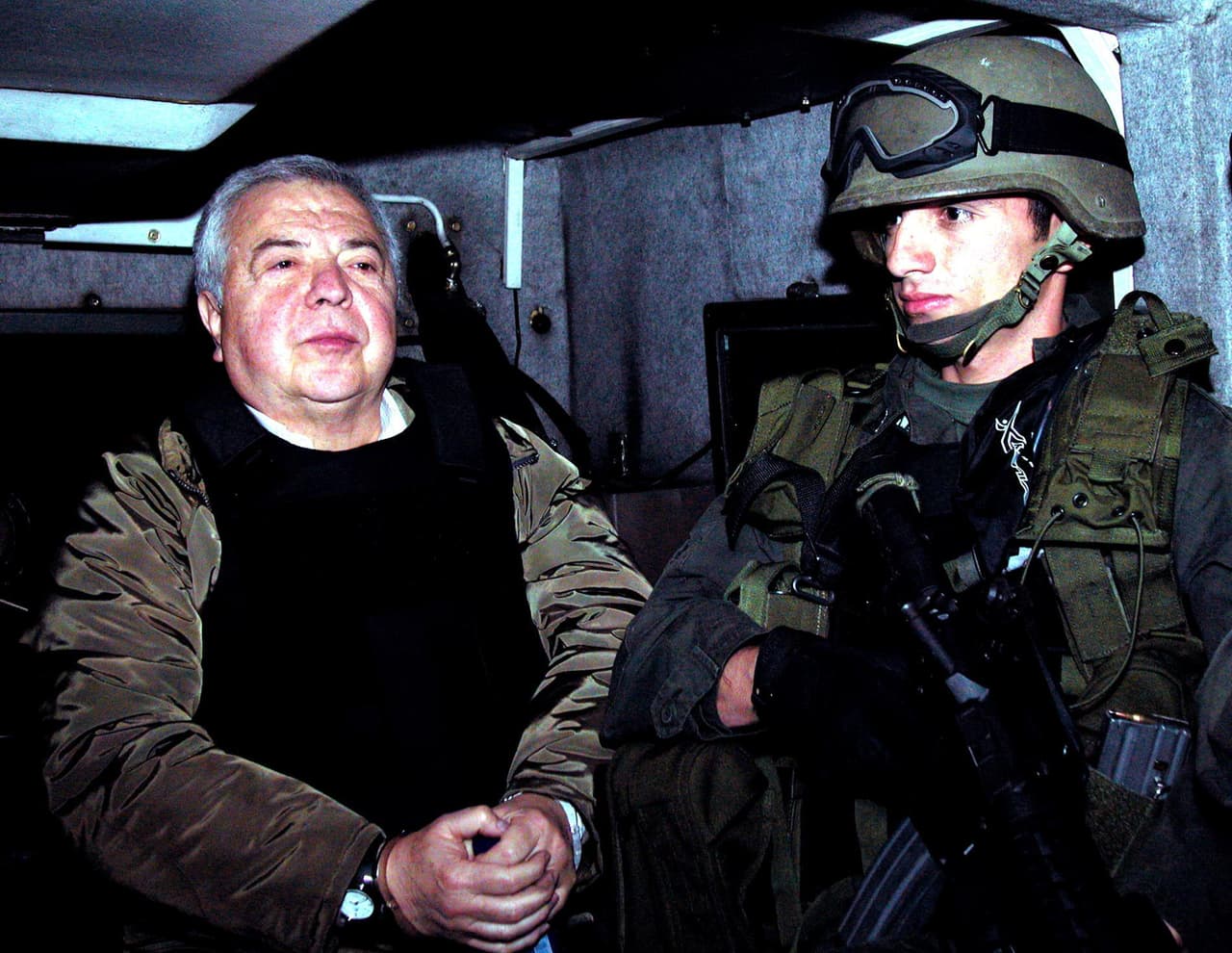 <b>Gilberto Rodriguez Orejuela.</b> Extraditado a EEUU en 2004. Fue fundador del cartel de Calí junto a su hermano Miguel. Nació en Tolima, Colombia, en 1939. Lideró el grupo narcotraficante durante más de 20 años, hasta que fue capturado por las autoridades colombianas en Cali, Colombia, en 2002.